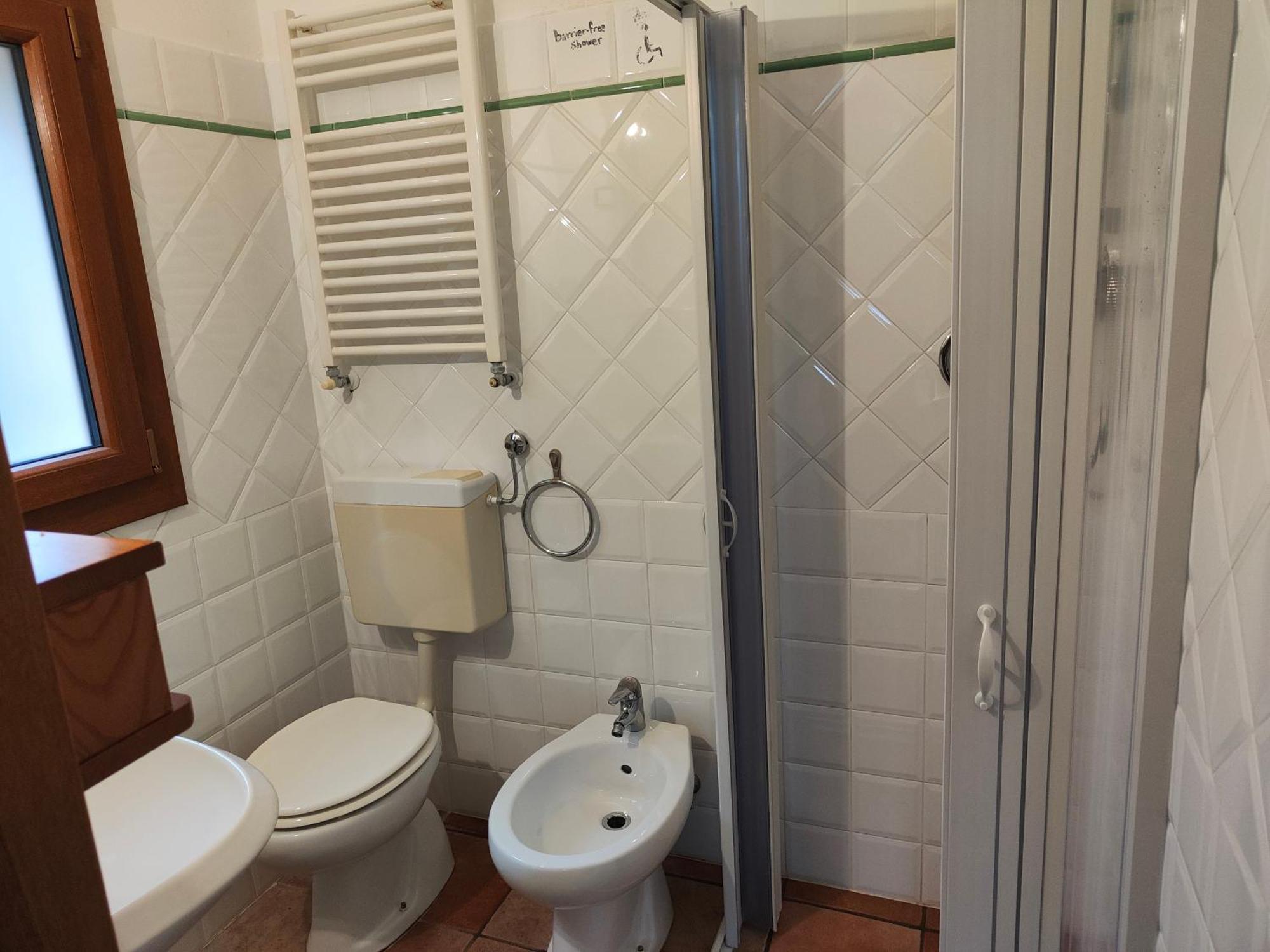 Agriturismo "Crocino In Chianti" 카이오레인챠안티 객실 사진