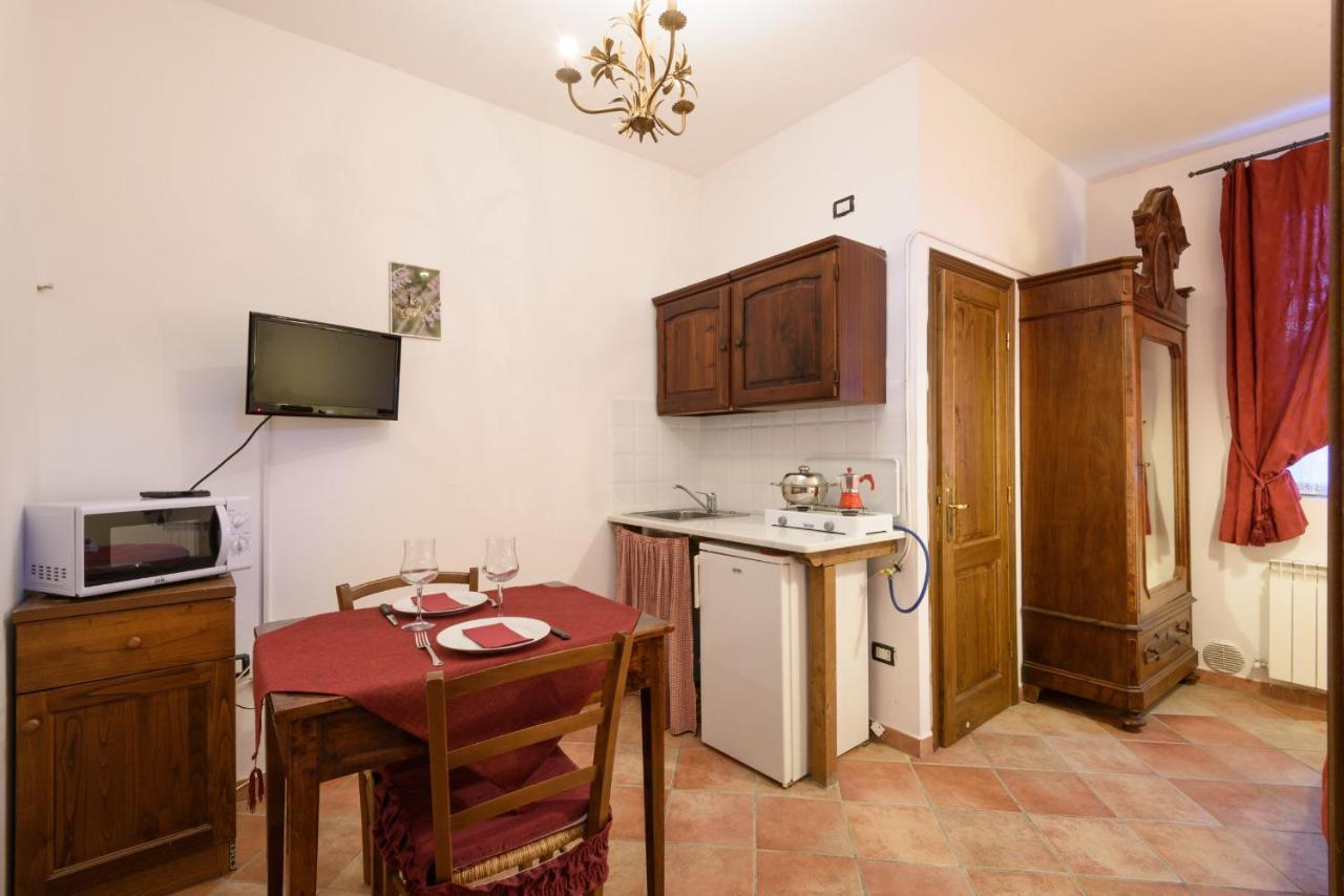 Agriturismo "Crocino In Chianti" 카이오레인챠안티 외부 사진