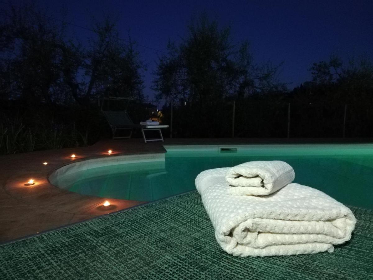 Agriturismo "Crocino In Chianti" 카이오레인챠안티 외부 사진